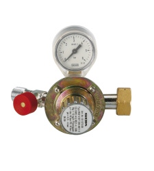 Regulátor tlaku 0,5-4bar s manometrem