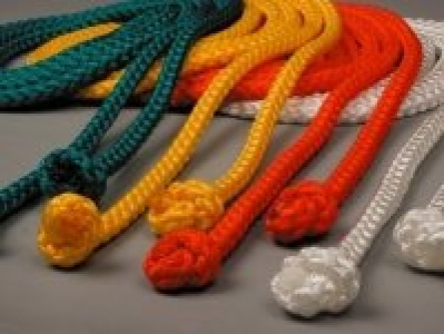 Gymnastické švihadlo 2,8 m SEDCO mix barev vínová