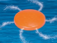 Létající disk s otvory pro stříkající vodu NOVINKA